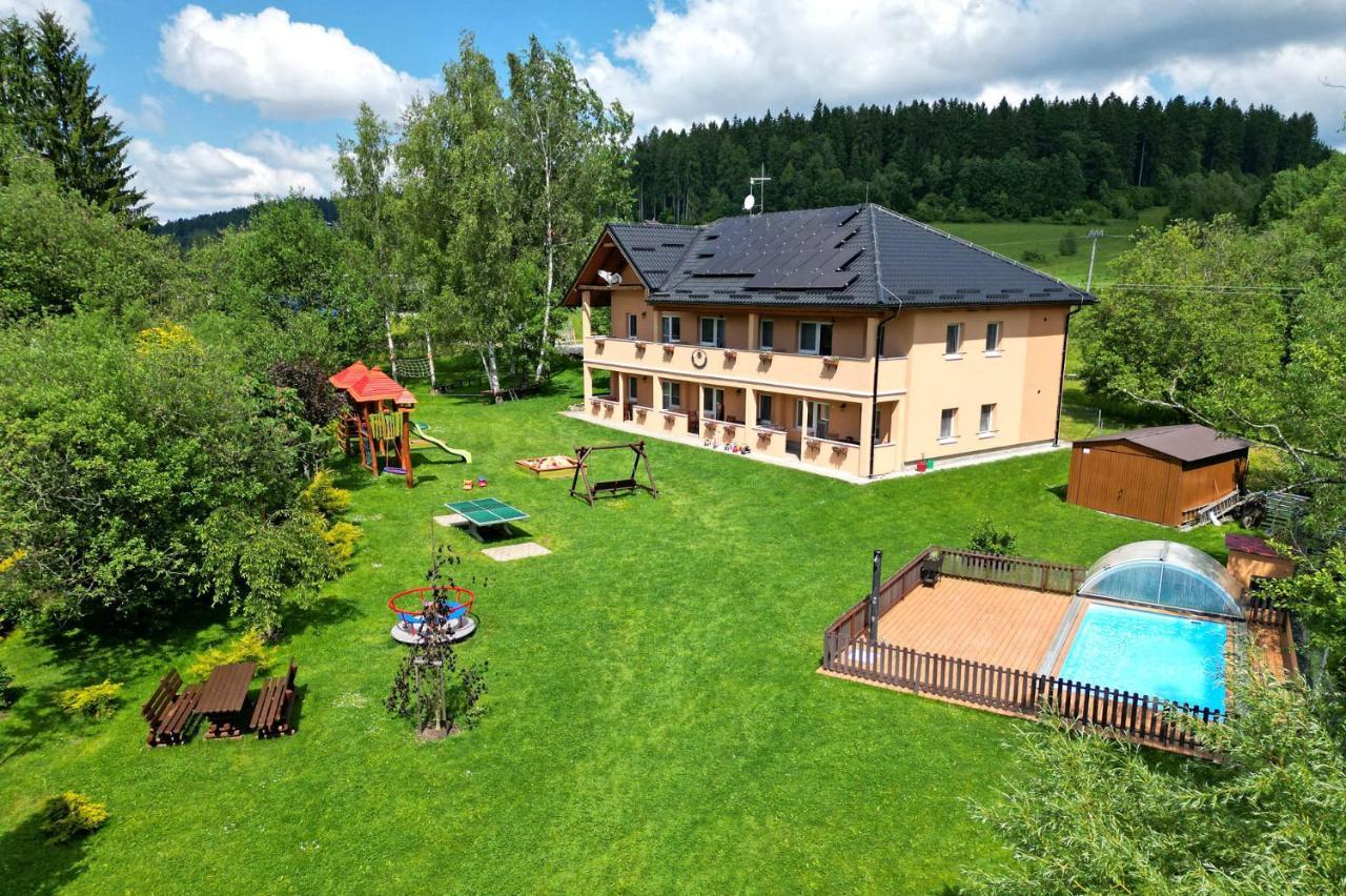 Apartments Nad Rybniky Horní Planá Exterior foto