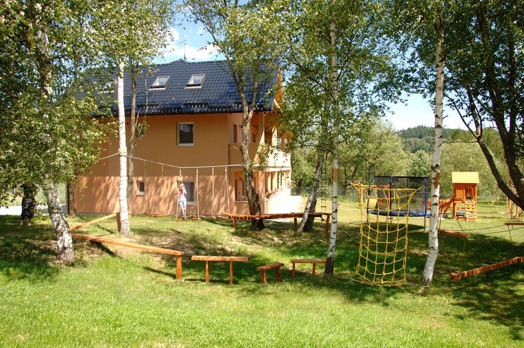 Apartments Nad Rybniky Horní Planá Exterior foto